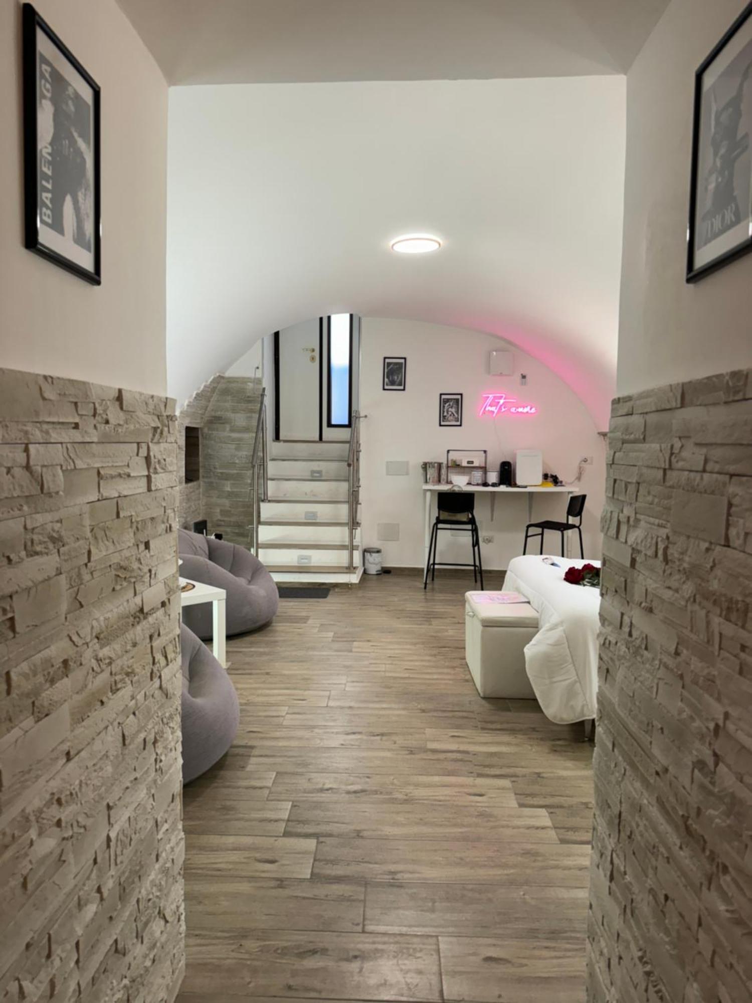 Pietra Viva Room Bari Esterno foto